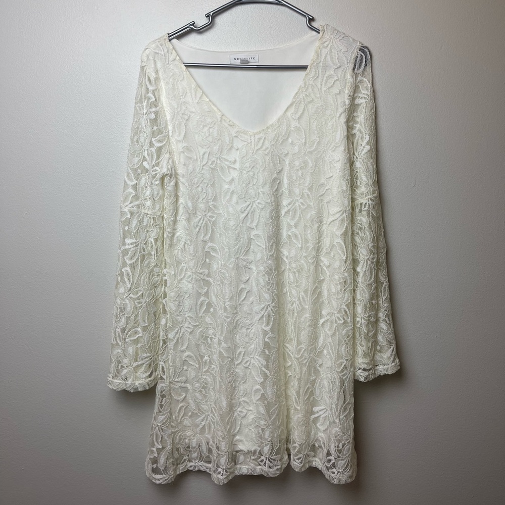 Socialite White Lace Overlay Shift Dress